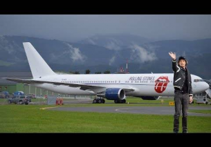 MICK JAGGER WAVING The Rolling Stones Boeing 767 takeoff at Zeltweg Air Base